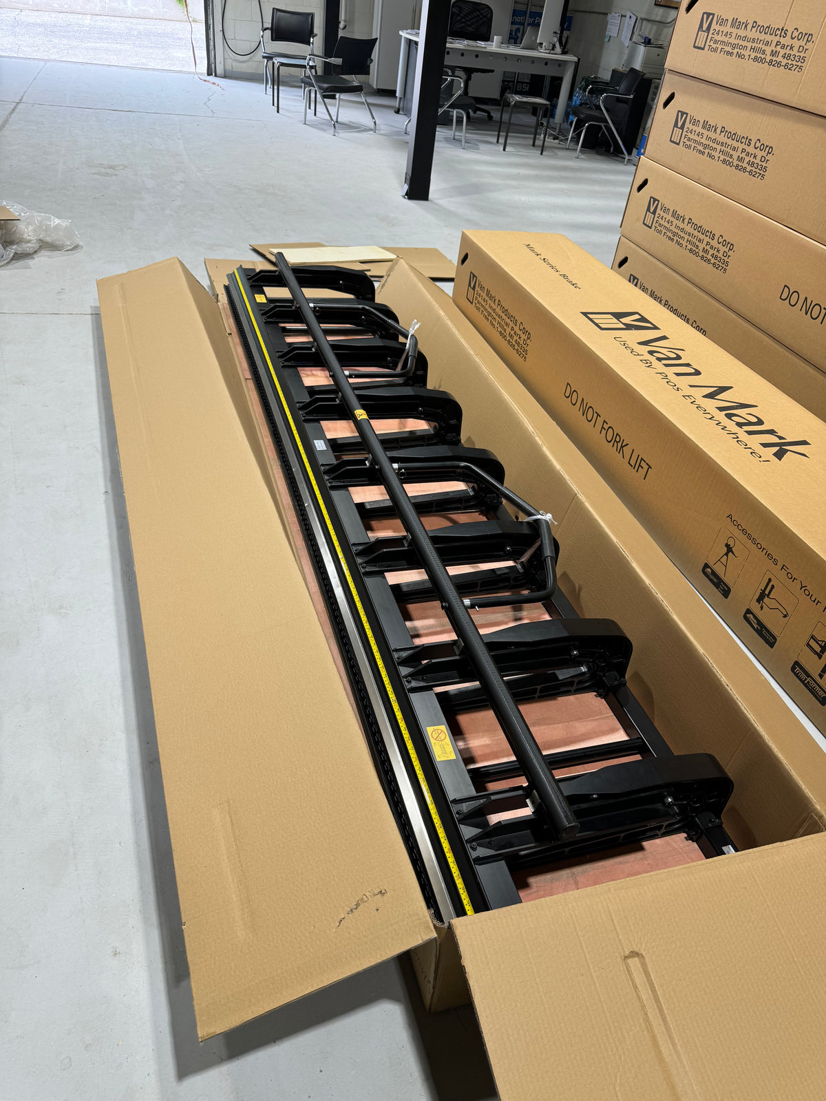 Brabus Bend-It HD™ | 22” Throat Heavy Duty Metal Brake 10’6” - Brabus Tools Inc