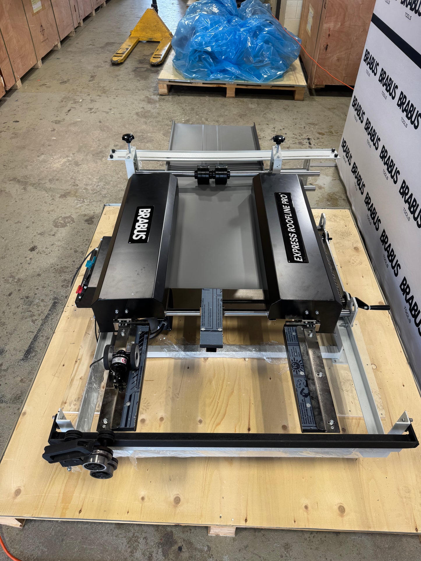 Brabus Seam-Jet™ | Portable Standing Seam Machine (Only machine) - Brabus Tools Inc